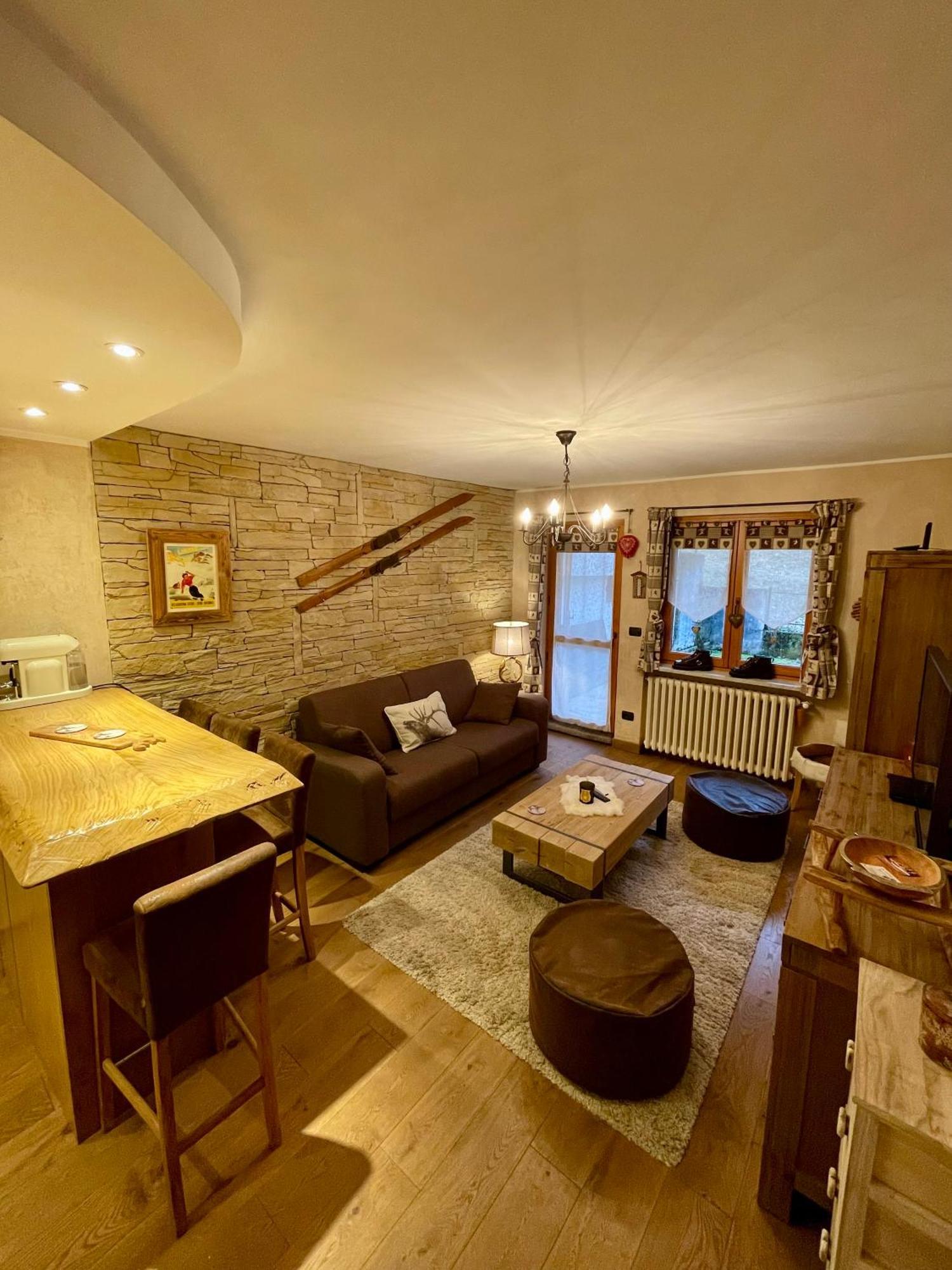 Апартаменты La Casa Del Cervo Лимоне-Пьемонте Экстерьер фото